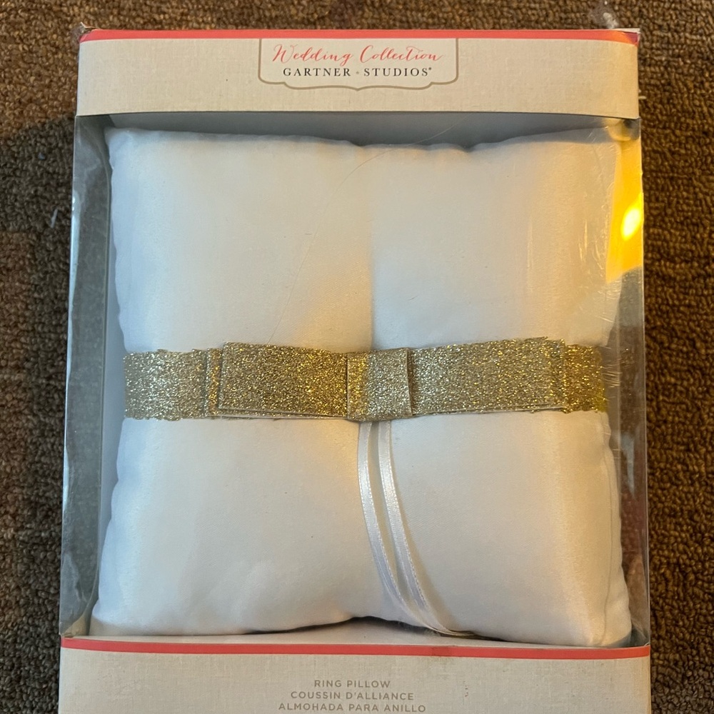 Ring pillow NWB - Picture 1 of 3